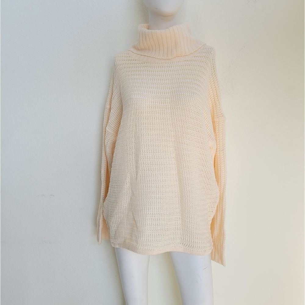 Questions pullover Sweater   - Picture 3 of 8